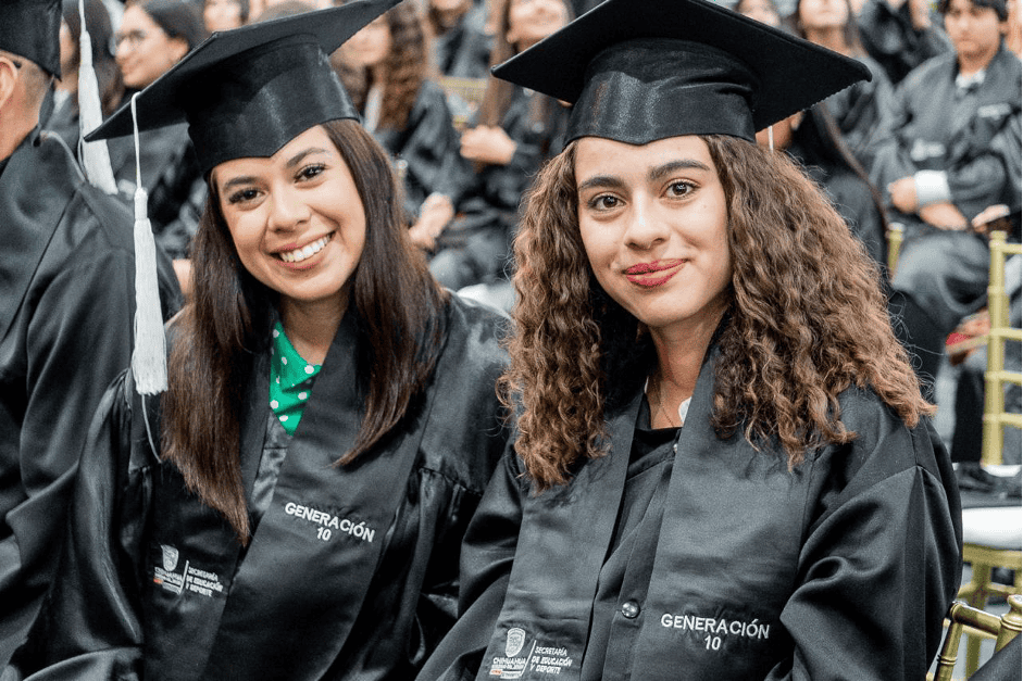 2. 24-oct-24 Premia y reconoce Estado estudiantes de excelencia (1)