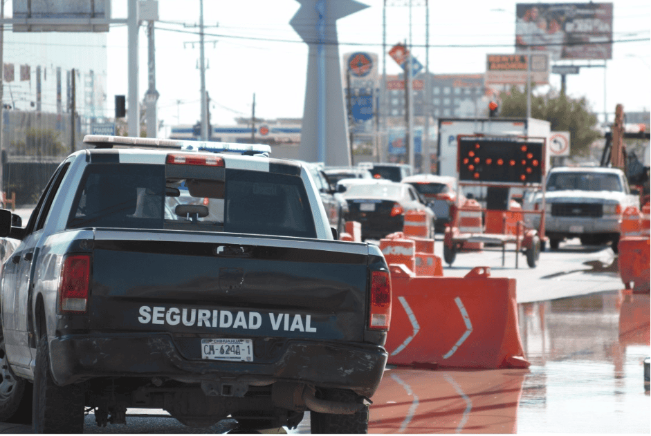 4. 24-oct-24 Informa Seguridad Vial de desviaciones en De las Torres y Tecnológico (1)