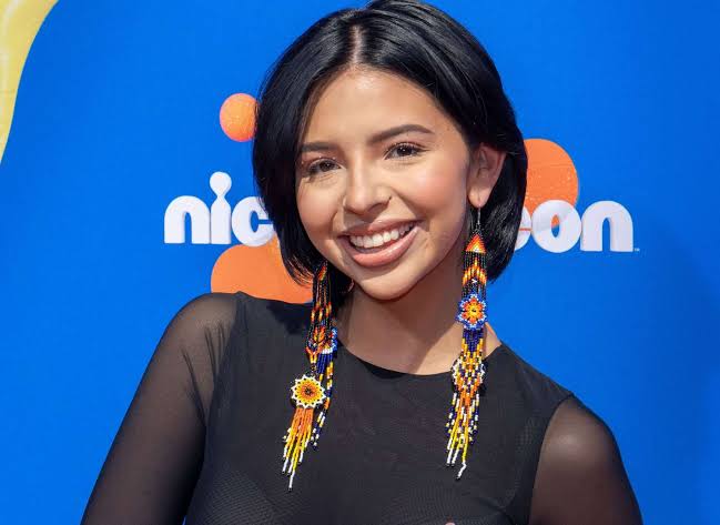 6. 21-nov-24 Ángela Aguilar Enfrenta Abucheos y Polémica en los Kids' Choice Awards 2024