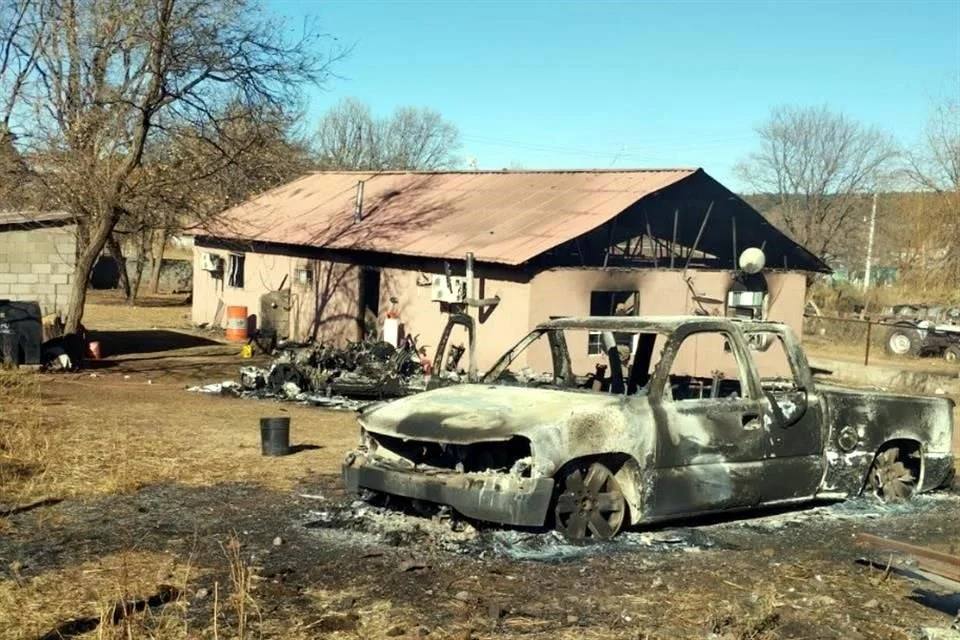 2. 6-dic-24 Comando Incendia 13 Viviendas en Madera Durante Enfrentamiento Armado