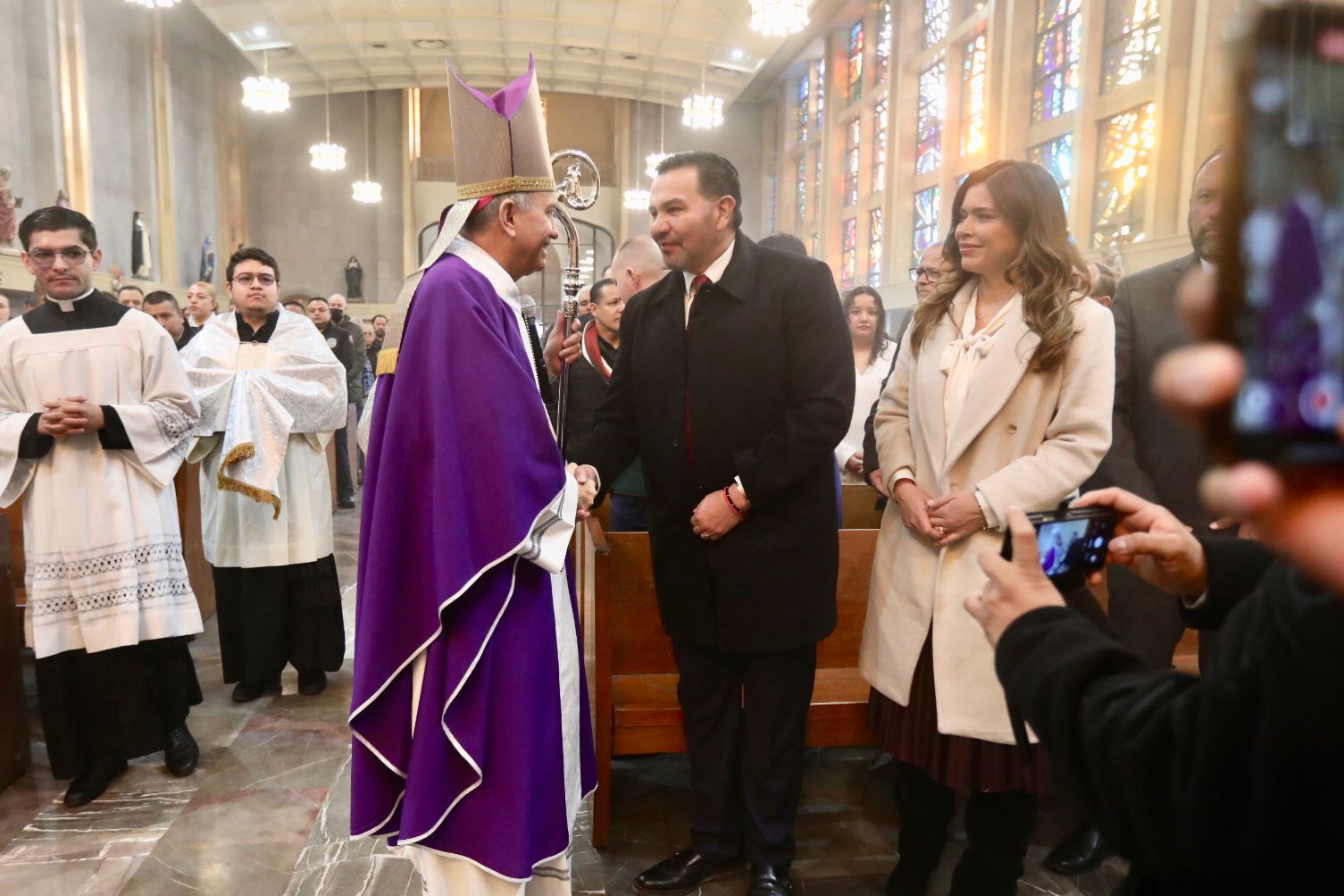 3. 08-dic-24 Participa Presidente Municipal en misa por el aniversario de Ciudad Juárez (2)