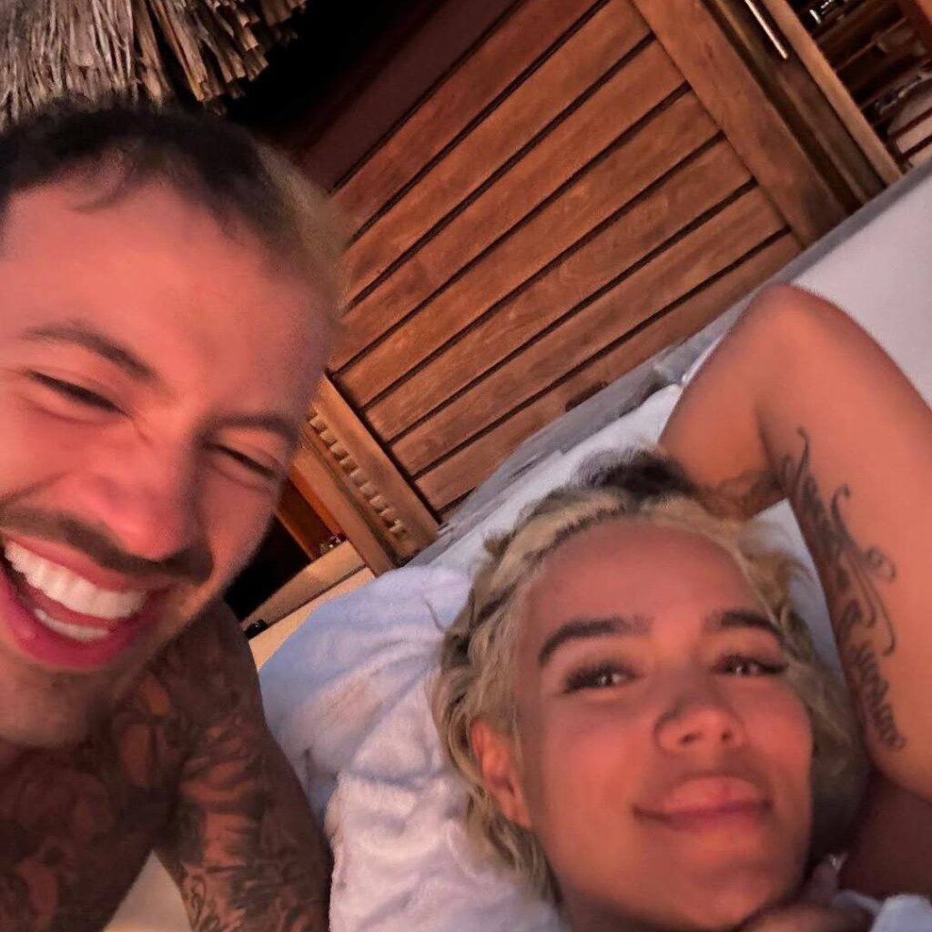 8. 15-dic-24 Karol G Y Feid Disfrutan De Romántica Escapada A Tahití (4)