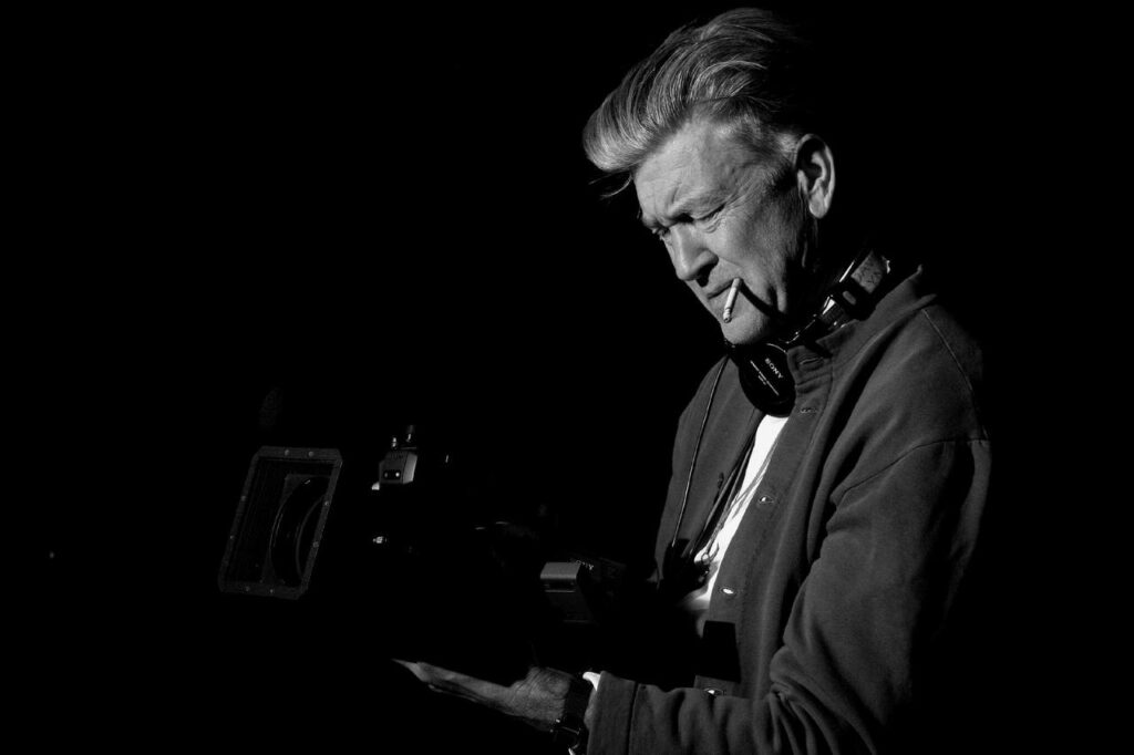 10. 17-ene-25 Fallece David Lynch, el maestro del surrealismo y la psique humana (1)