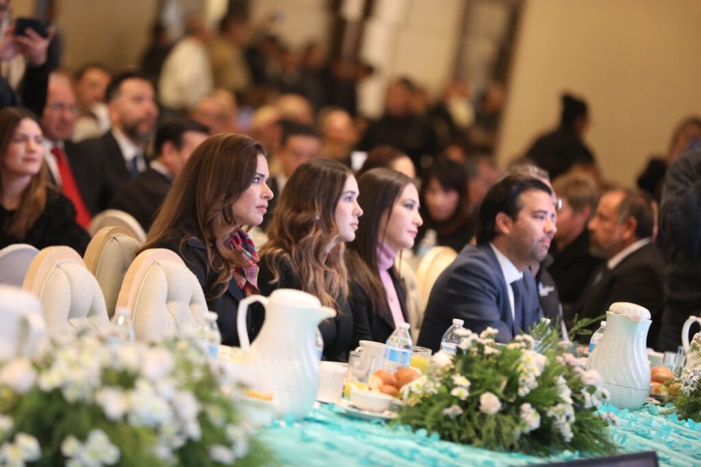 3. 29-ene-25 Index Juárez renueva liderazgo con nuevo consejo directivo para 2025-2026 (4)