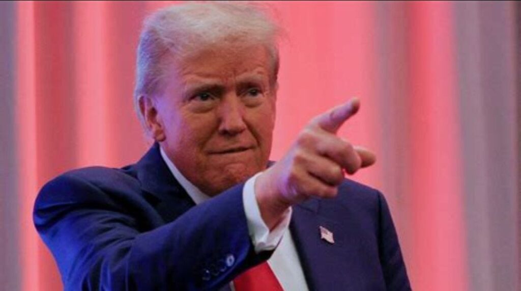 4. 31-ene-25 Trump amenaza con aranceles del 25% a México y Canadá desde este sábado