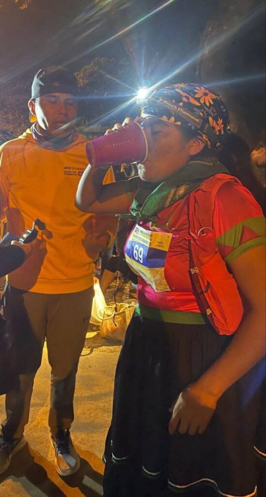 6. 20-ene-25 Lorena Ramírez - Orgullo rarámuri en el Ultramaratón de Hong Kong (2)
