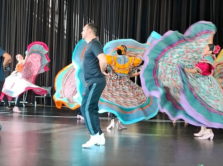 7. 13-mar-25 Chihuahua celebra el Día del Folklore con la Polka Monumental 2025 (2)