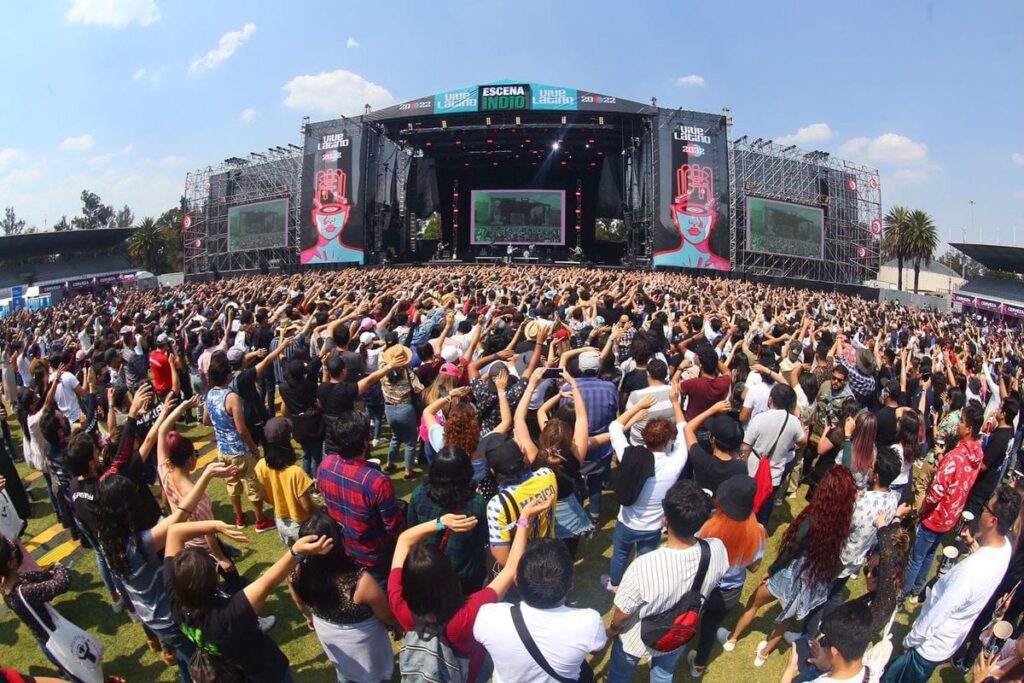 7. 19-mar-25 ¡Histórico! - Napoleón, Belinda y María José brillan en el Vive Latino (1)