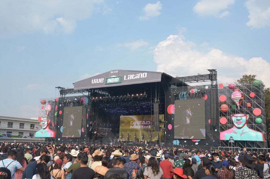 7. 19-mar-25 ¡Histórico! - Napoleón, Belinda y María José brillan en el Vive Latino (2)