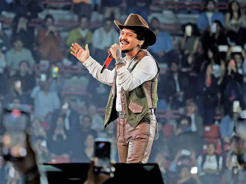 8. 15-mar-25 Cristian Nodal estremeció la Plaza México con su concierto y un sismo (2)