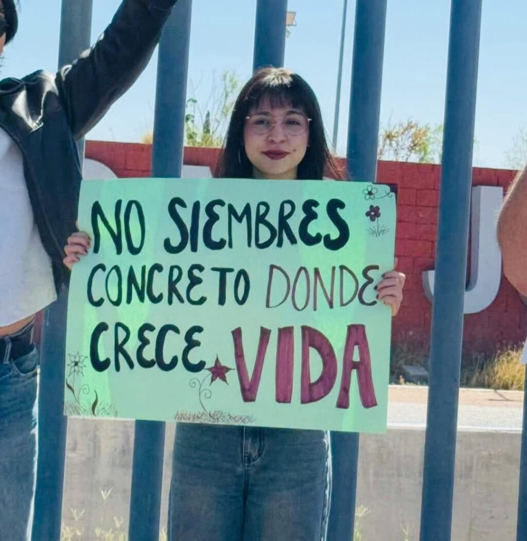 3. 23-abr-25 Cruz Pérez Cuéllar cede a presión social y cambiará sede del Centro de Convenciones (1)