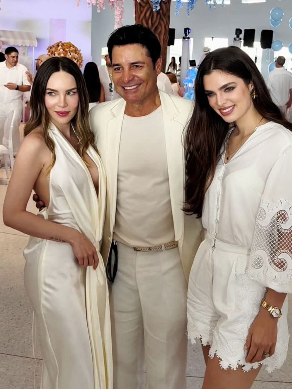 6. 28-abr-25 Belinda y Chayanne roban la noche en fiesta de Lele Pons