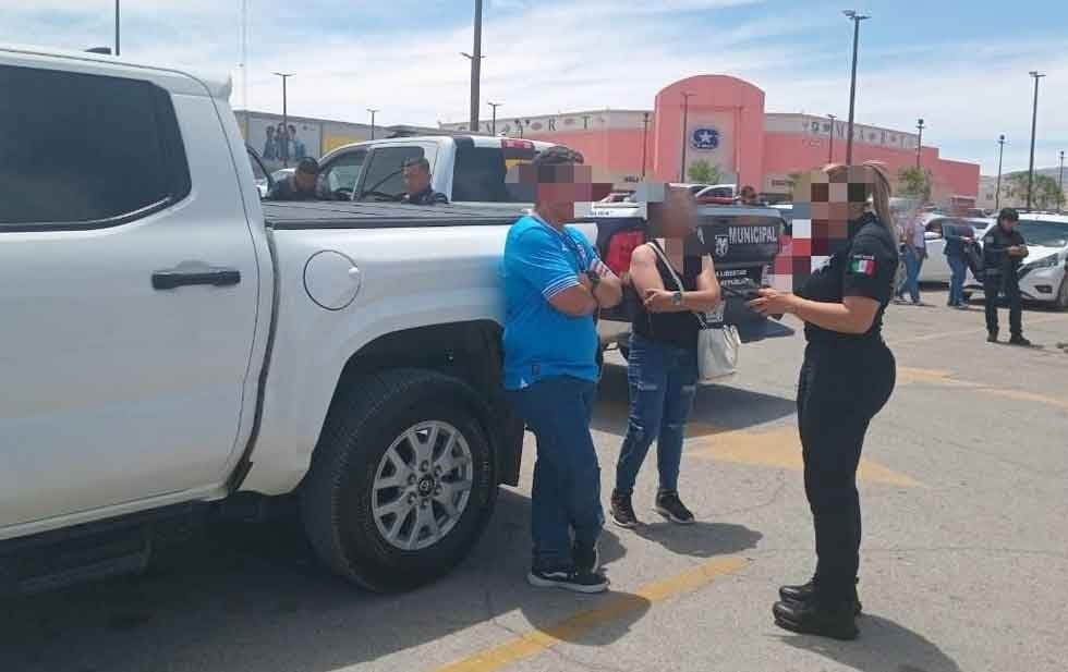 4. 17-may-25 ¡Ni al banco lo dejaron llegar con su millón!- Investigan robo de un millón de pesos en zona comercial de Juárez