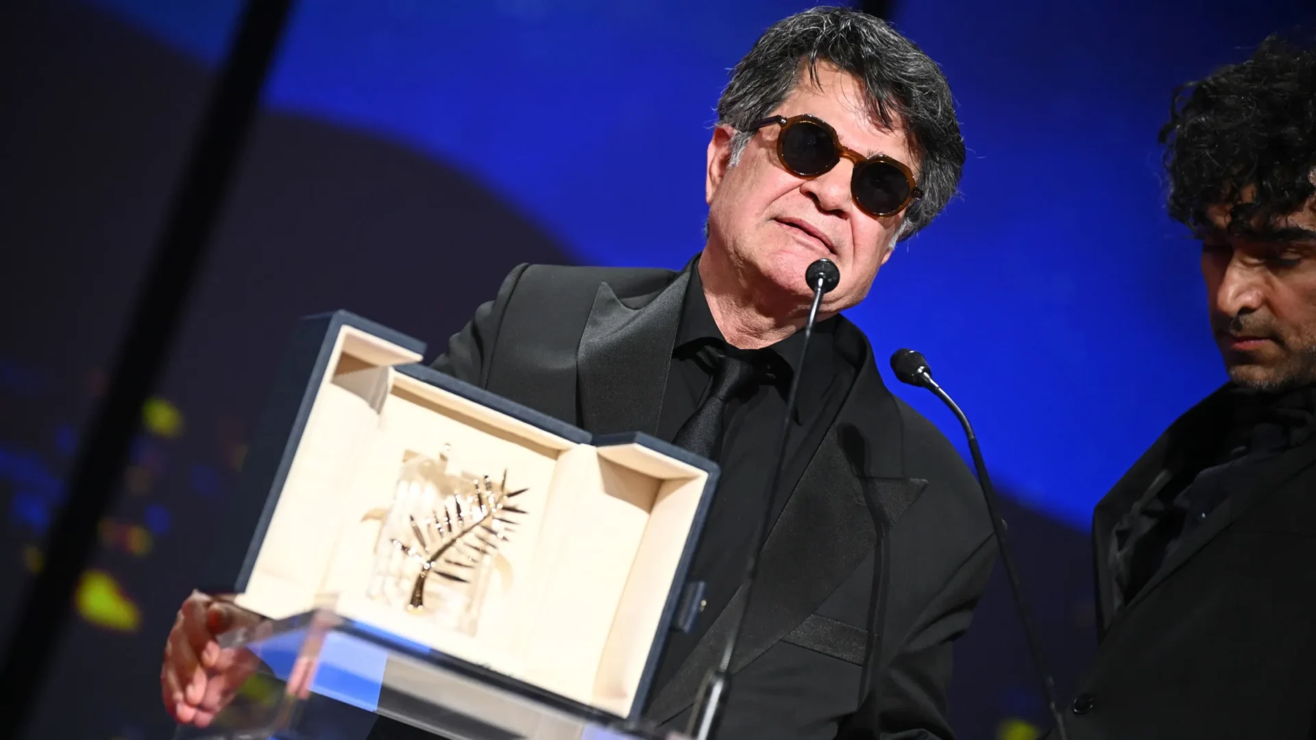 5. 24-may-25 Jafar Panahi gana la Palma de Oro en Cannes 2025 (1)