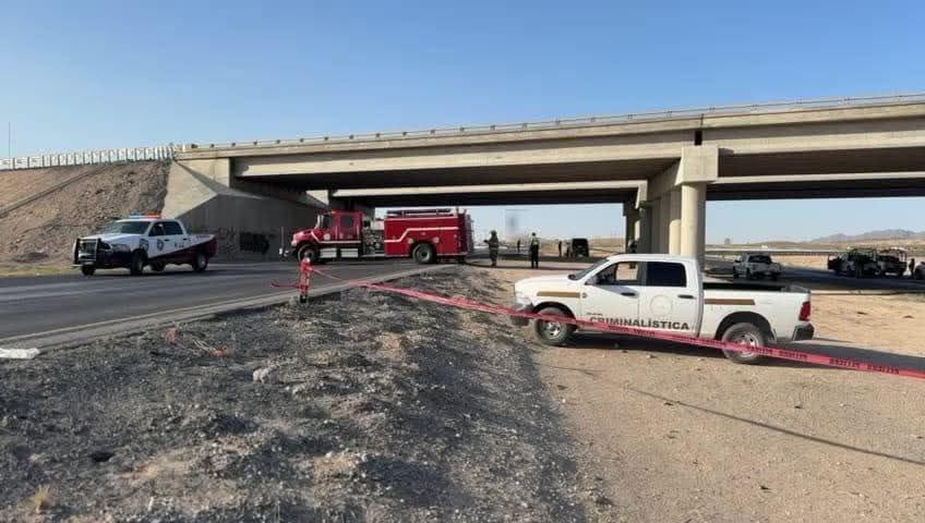 3. 13-jun-25 Hallan dos cuerpos colgados con narcomensaje en puente de la carretera Panamericana (2)